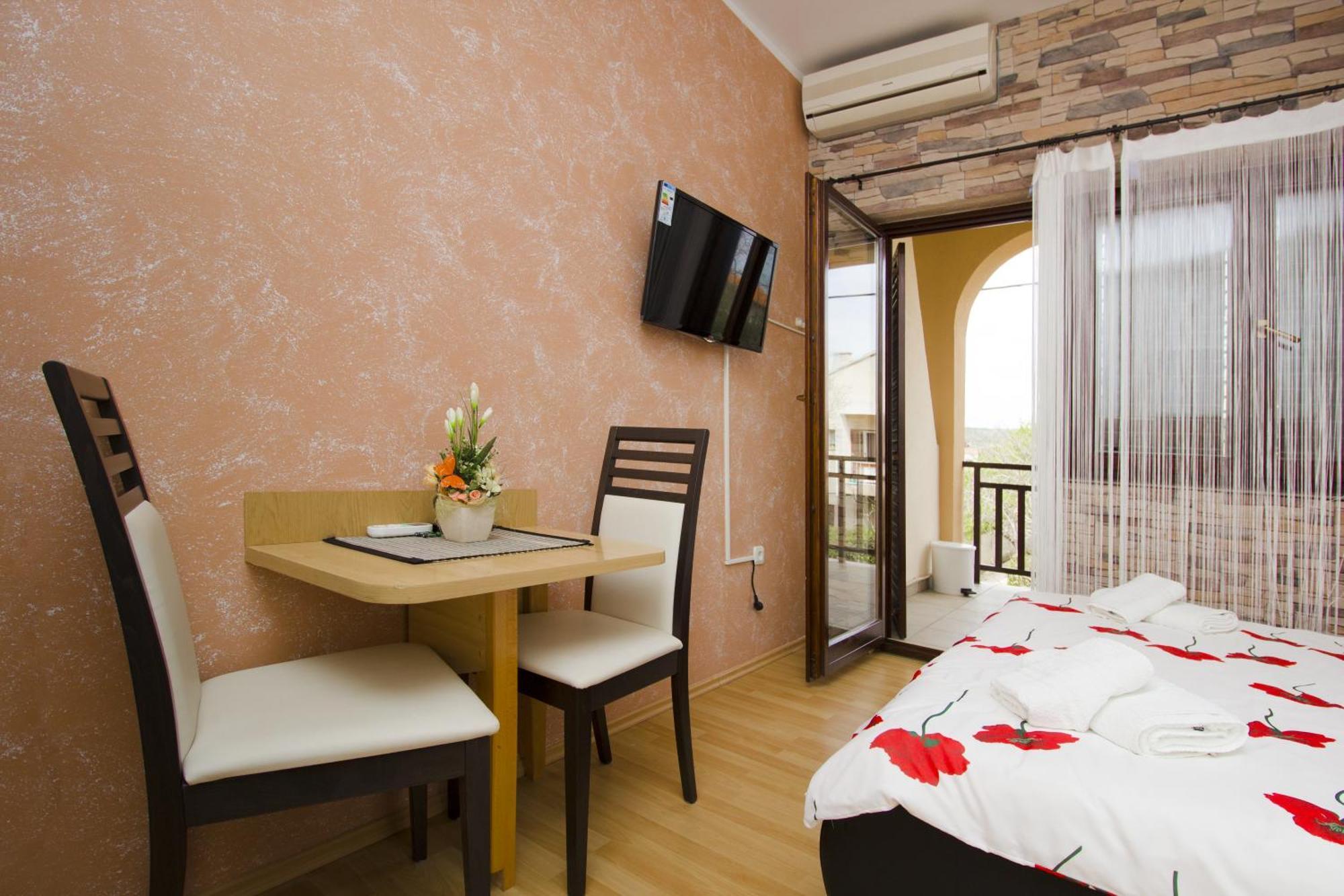 Apartments Maky & Dino Vodice Habitación foto